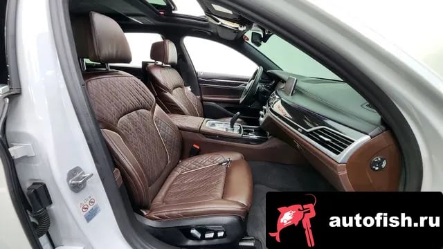 BMW 7-Series 7 Series (G11) 2020 года - похожие автомобили