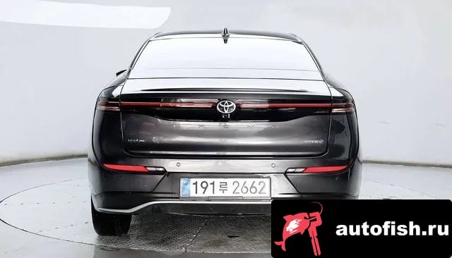 Toyota Crown Crown Crossover 2023 года - вид 4