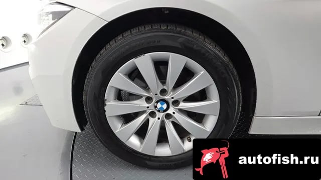 BMW 3-Series 3 Series (F30) 2018 года - вид 5