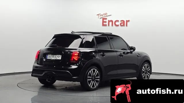Mini Cooper Cooper S 2024 года - вид 2