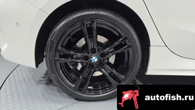 BMW 1-Series 1 Series (F40) 2023 года - вид 5
