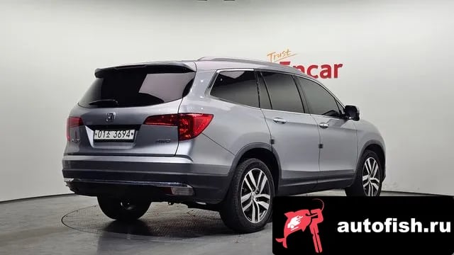 Honda Pilot Pilot 3rd generation 2018 года - вид 2