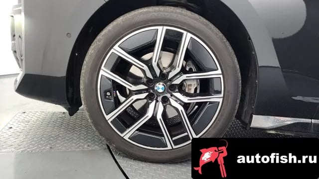 BMW 7-Series 7 Series (G70) 2024 года - вид 5