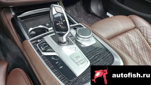 BMW 7-Series 7 Series (G11) 2021 года - похожие автомобили
