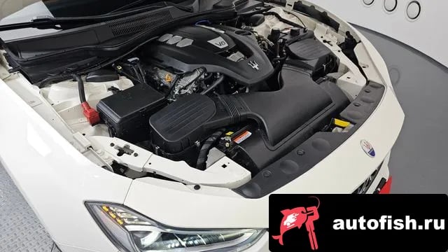 Maserati Ghibli Gibley 2019 года - вид 6