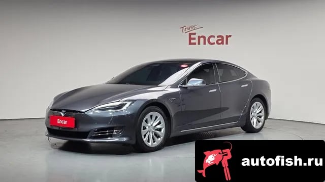 Tesla Model S Model S 2018 года - автомобиль из Южной Кореи