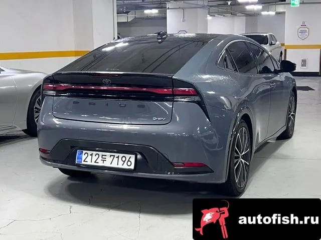 Toyota Prius Prius 5th Generation 2025 года - похожие автомобили