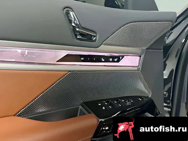 BMW i7 i7 (G70) 2024 года - похожие автомобили