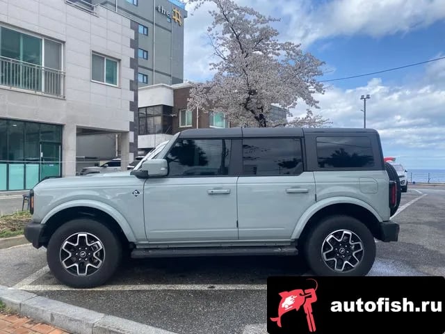 Ford Bronco Bronco 6th Generation 2025 года - похожие автомобили