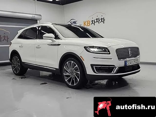 Lincoln Nautilus Nautilus First generation 2020 года - вид 3