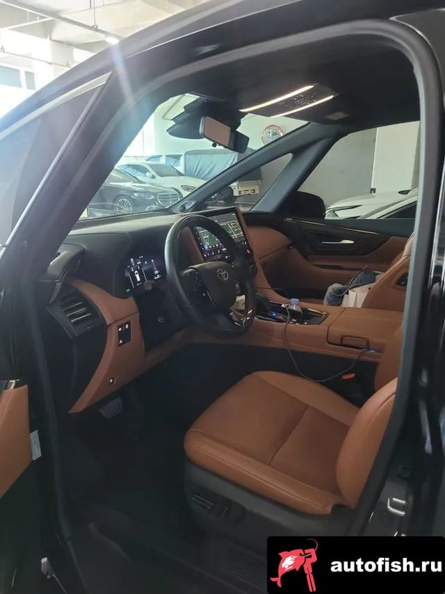 Toyota Alphard Alphad 4th Generation 2025 года - вид 4