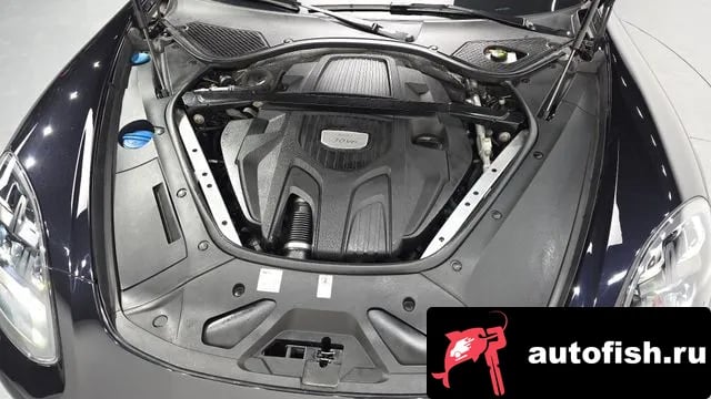 Porsche Panamera Panamera (971) 2018 года - вид 6