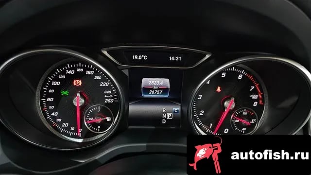 Mercedes-Benz GLA-Class GLA-Class X156 2019 года - похожие автомобили