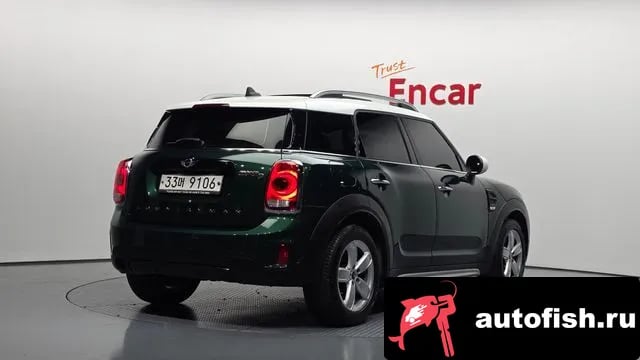 Mini Countryman Cooper D Country Man 2018 года - вид 2