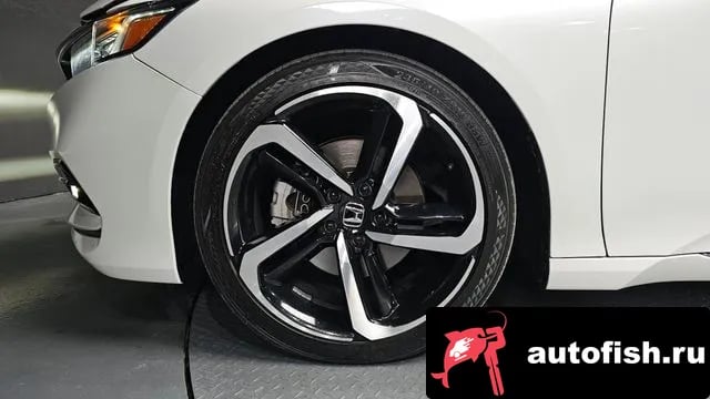 Honda Accord Accord 10th Generation 2018 года - вид 5