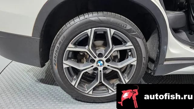 BMW X1 X1 (F48) 2020 года - вид 4