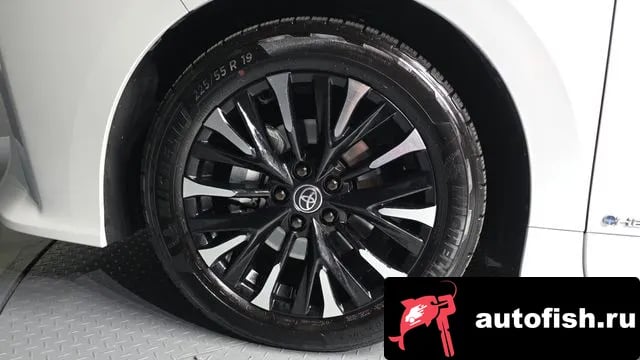 Toyota Alphard Alphad 4th Generation 2024 года - похожие автомобили