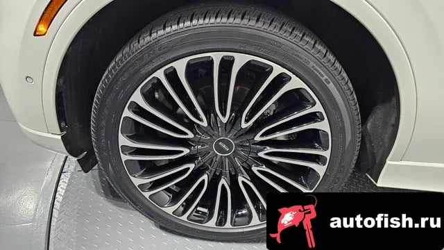 Lincoln Aviator Aviator 2nd generation 2023 года - вид 5