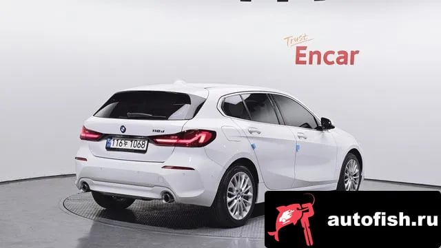 BMW 1-Series 1 Series (F40) 2021 года - вид 2