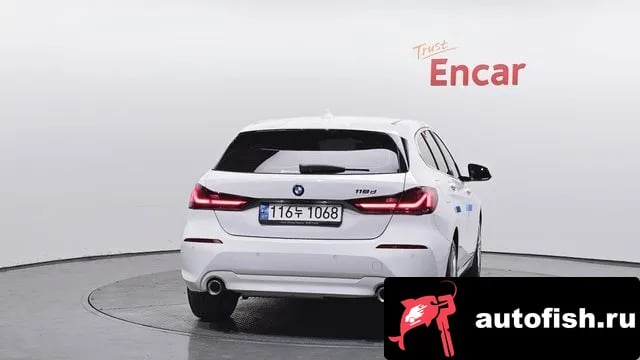 BMW 1-Series 1 Series (F40) 2021 года - вид 4