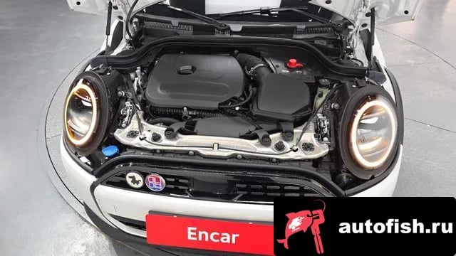 Mini Cooper Cooper C 4th generation 2025 года - вид 6