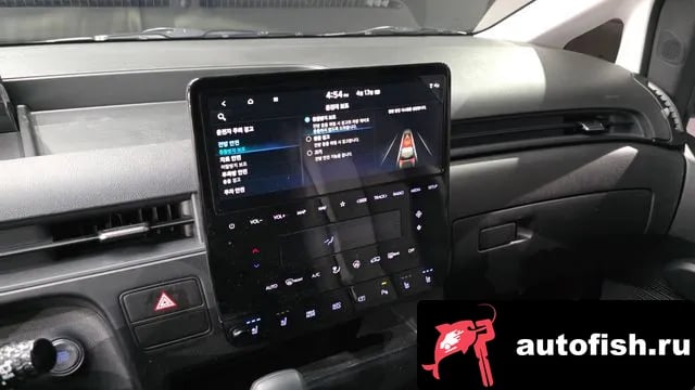 Hyundai Staria Staria 2025 года - похожие автомобили