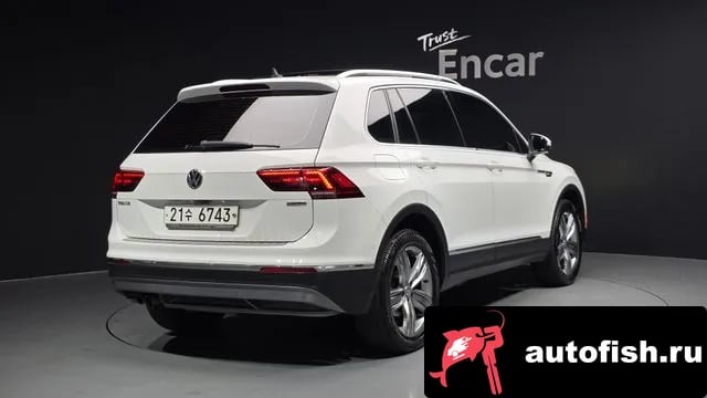 Volkswagen Tiguan Tiguan second Generation 2018 года - вид 2