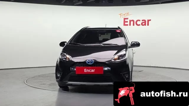Toyota Prius Prius C 2020 года - вид 3