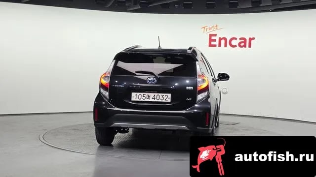 Toyota Prius Prius C 2020 года - вид 4