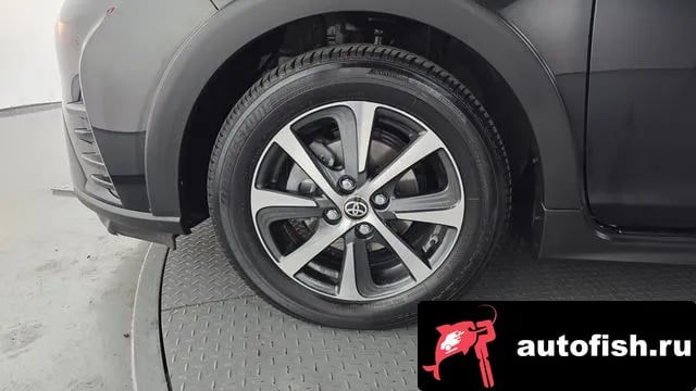 Toyota Prius Prius C 2020 года - вид 5