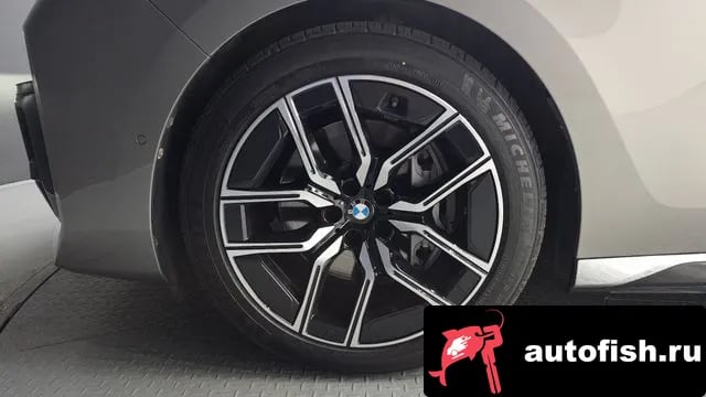 BMW 7-Series 7 Series (G70) 2024 года - вид 5