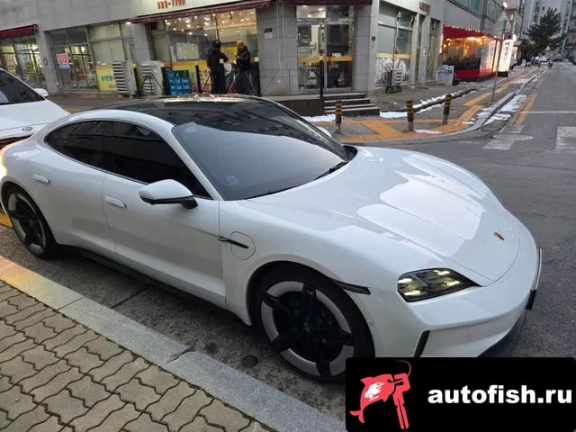 Porsche Taycan Taikan 2025 года - похожие автомобили