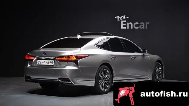 Lexus LS LS500h 5th generation 2021 года - вид 2