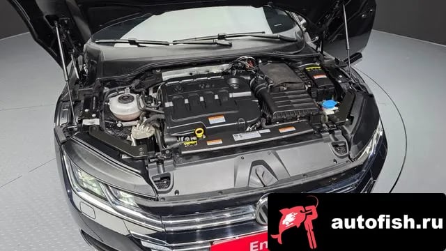 Volkswagen Arteon Atheon 2018 года - вид 6