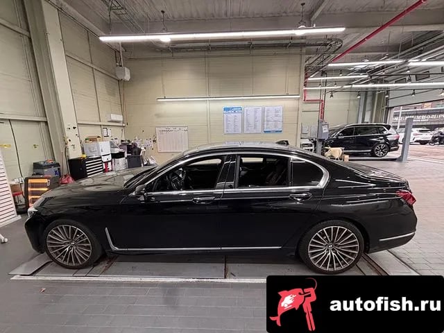 BMW 7-Series 7 Series (G11) 2022 года - вид 3