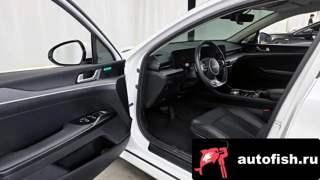 Kia K5 The New K5 3rd generation 2024 года - похожие автомобили