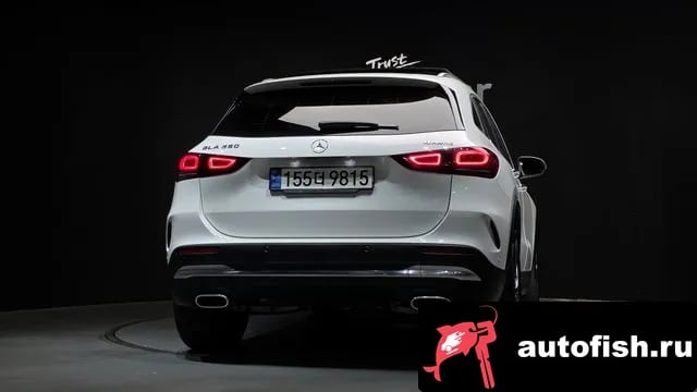 Mercedes-Benz GLA-Class GLA - Class H247 2022 года - вид 4