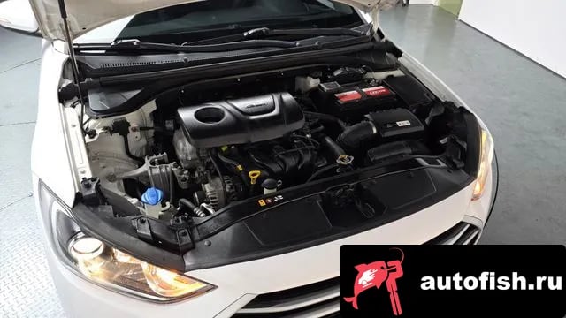 Hyundai AVANTE Avante AD 2018 года - вид 6