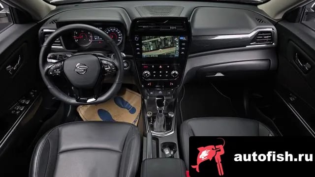 KG Mobility (Ssangyong) TIBOLI Berry New Tivoli 2022 года - похожие автомобили