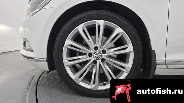 Volkswagen Passat Passat GT (B8) 2018 года - вид 5