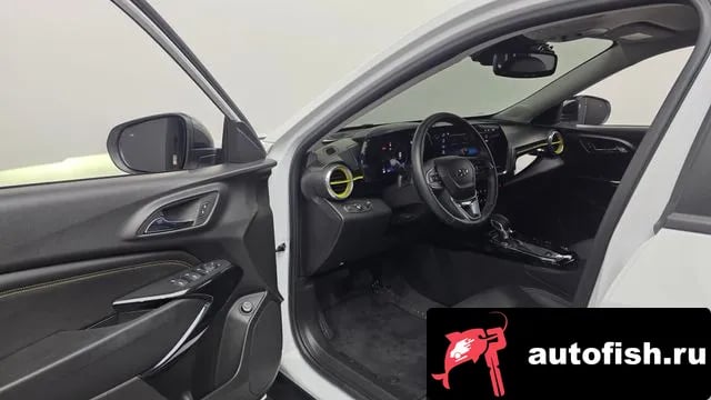 Chevrolet (GM Daewoo) Trax Trax Crossover 2024 года - похожие автомобили