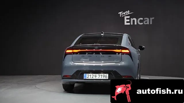 Toyota Prius Prius 5th Generation 2025 года - вид 4