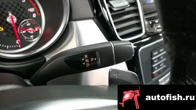 Mercedes-Benz GLE-Class GLE - Class W166 2018 года - похожие автомобили