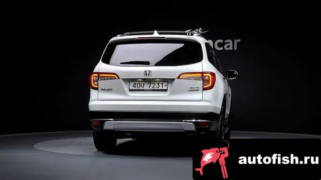 Honda Pilot Pilot 3rd generation 2019 года - вид 3