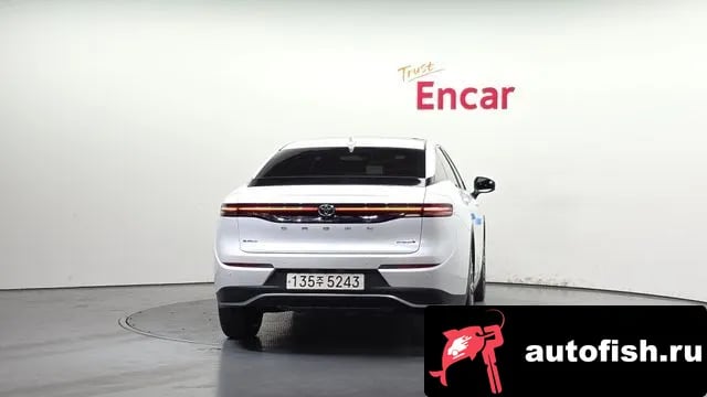 Toyota Crown Crown Crossover 2023 года - вид 4