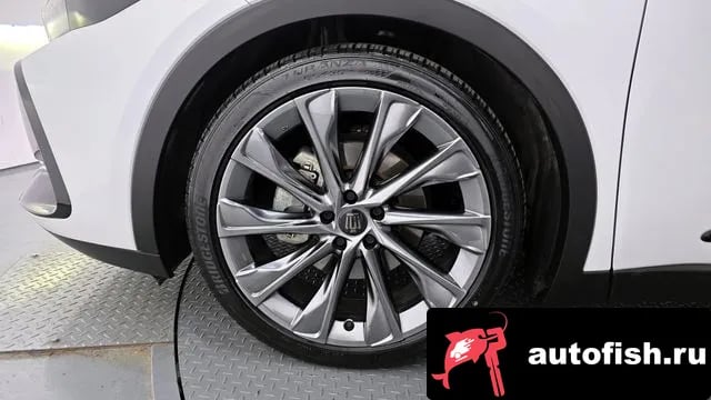 Toyota Crown Crown Crossover 2023 года - вид 5