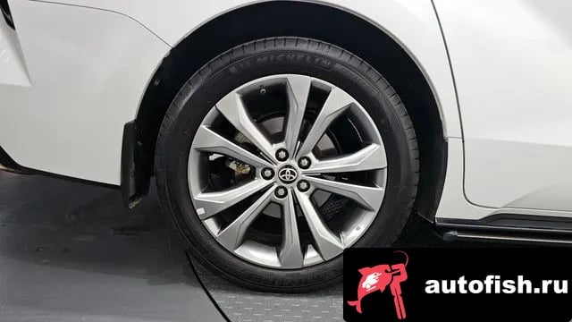 Toyota Sienna Siena 4th Generation 2024 года - вид 5