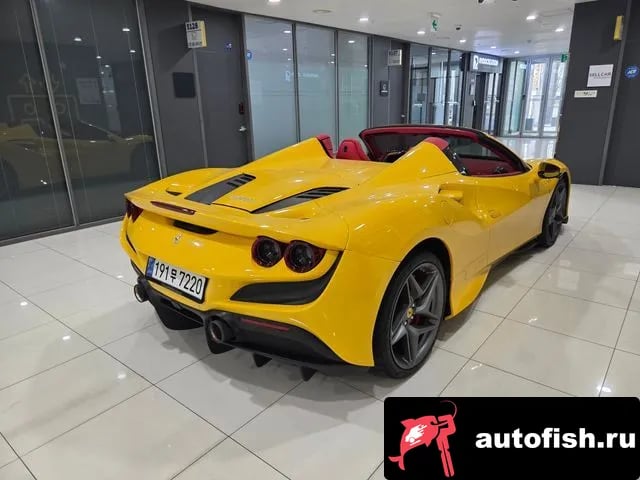 Ferrari F8 F8 Spider 2022 года - вид 2
