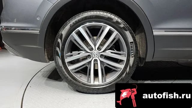 Volkswagen Tiguan Tiguan Allspace 2020 года - вид 5