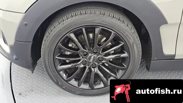 Mini Clubman Cooper Clubman 2019 года - вид 5